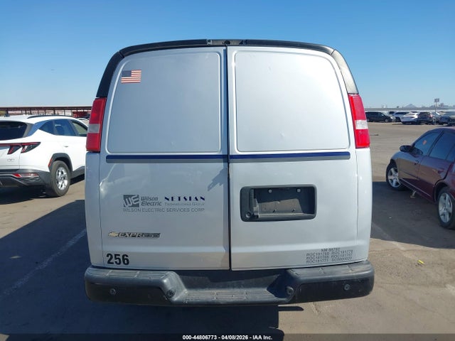 1GCWGAFP3N1267070 Chevrolet Express Cargo Rwd 2500 Regular Wheelbase Wt