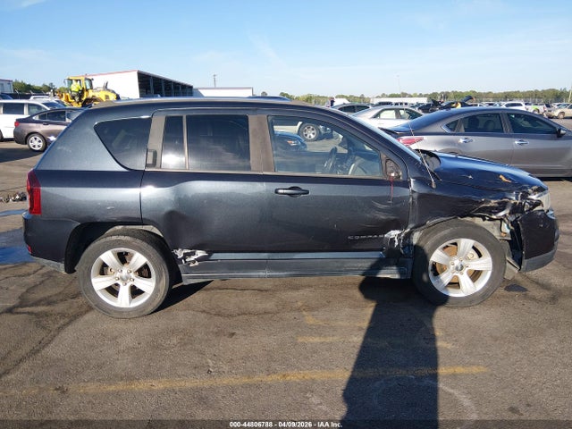 44806788 :رقم المزاد ، 1C4NJDEB4ED884769 vin ، 2014 Jeep Compass Latitude مزاد بيع