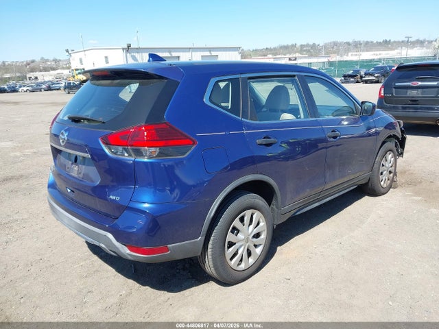 2017 NISSAN ROGUE KNMAT2MV0HP563436 Photo 3