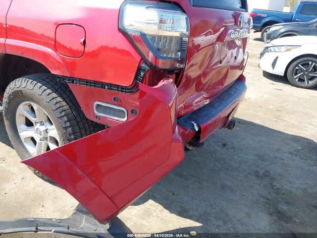 Toyota 4RUNNER SR5 2014 JTEBU5JR7E5199223 Image 17