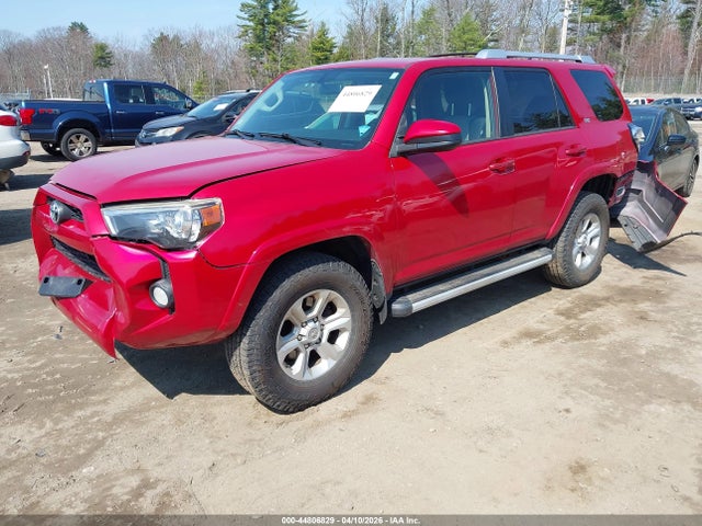 Toyota 4RUNNER SR5 2014 JTEBU5JR7E5199223 Image 2