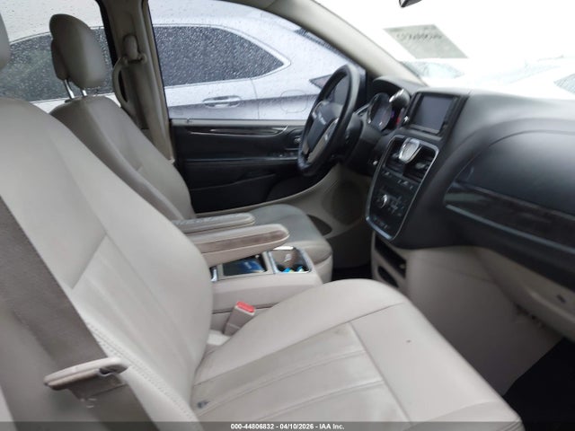 Продаж на аукціоні авто 2015 Chrysler Town & Country Touring, vin: 2C4RC1BGXFR754875, номер лоту: 44806832