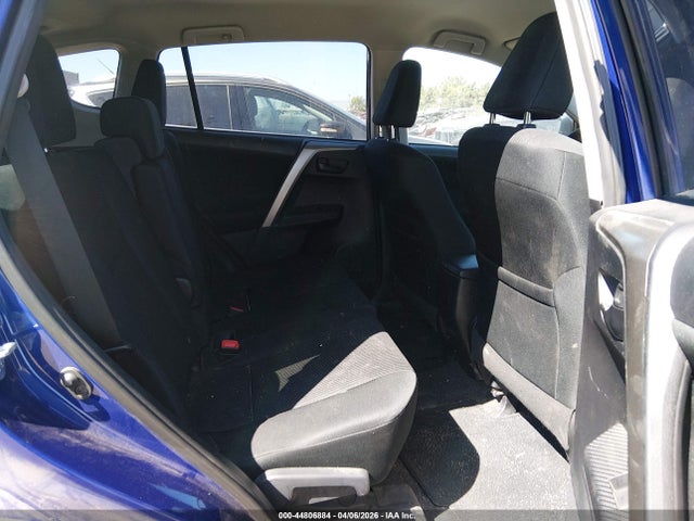 Toyota RAV4 LE 2015 2T3BFREV7FW341903 Image 8