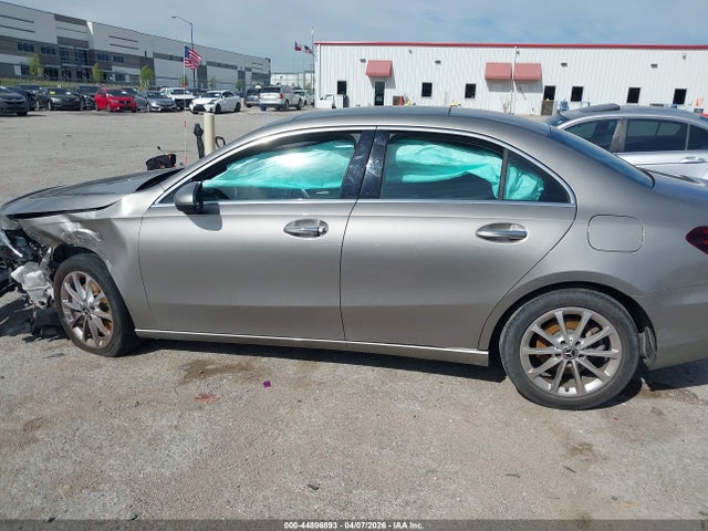 2020 Mercedes-benz A 220 მანქანა იყიდება აუქციონზე, vin: WDD3G4EB8LW042112, აუქციონის ნომერი: 44806893
