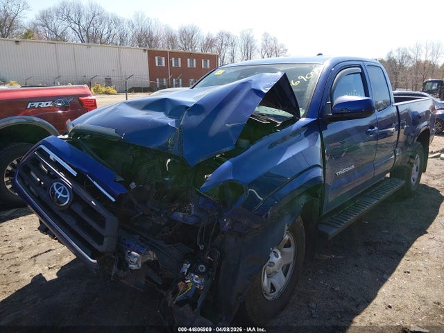 44806909 :رقم المزاد ، 3TYRX5GNXNT065528 vin ، 2022 Toyota Tacoma Sr5 مزاد بيع