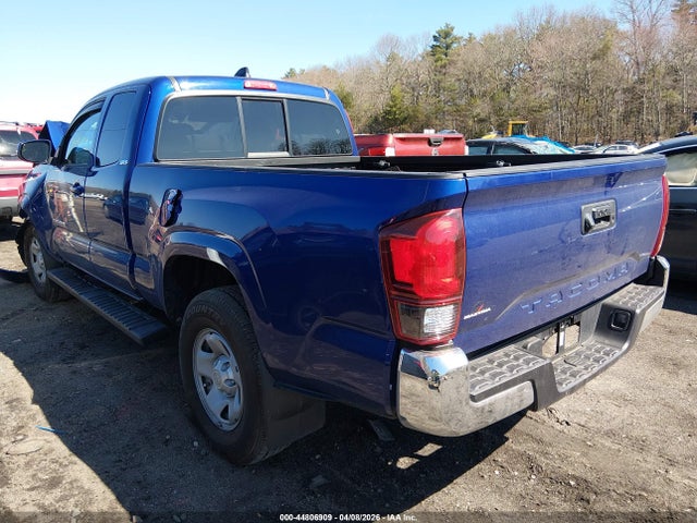 44806909 :رقم المزاد ، 3TYRX5GNXNT065528 vin ، 2022 Toyota Tacoma Sr5 مزاد بيع
