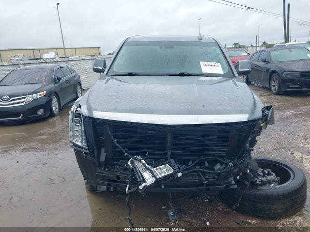 44806934 :رقم المزاد ، 1GYS3CKJ4KR243990 vin ، 2019 Cadillac Escalade Premium Luxury مزاد بيع