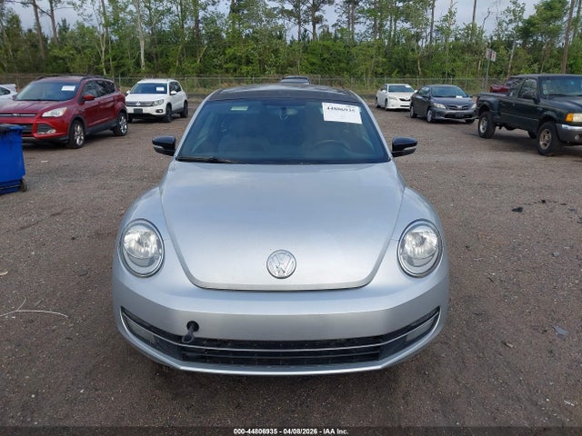 44806935 :رقم المزاد ، 3VWV67AT2DM645304 vin ، 2013 Volkswagen Beetle Turbo مزاد بيع