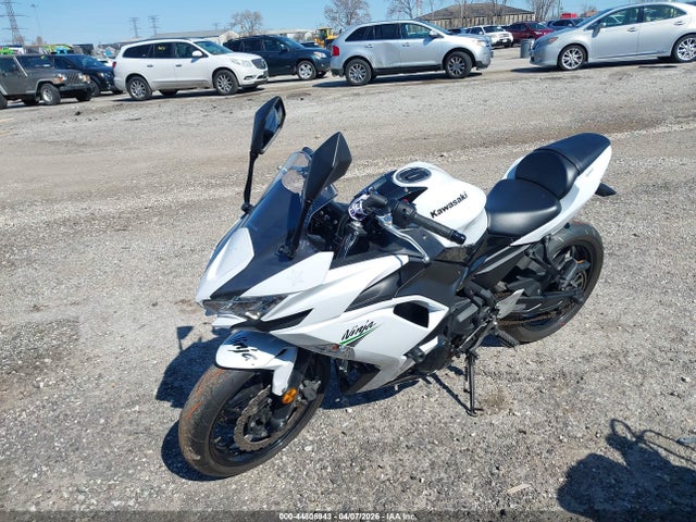 ML5EXEN18LDA11516 Kawasaki Ex650 N