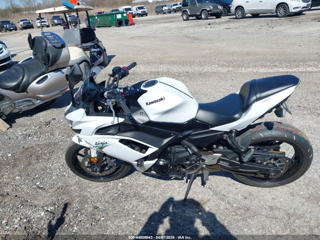 ML5EXEN18LDA11516 Kawasaki Ex650 N