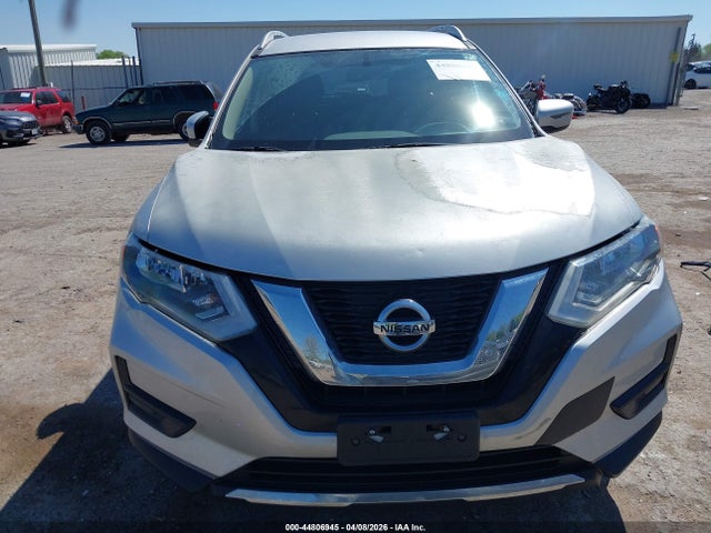 44806945 :رقم المزاد ، JN8AT2MV0HW021988 vin ، 2017 Nissan Rogue Sv مزاد بيع