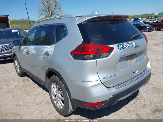 44806945 :رقم المزاد ، JN8AT2MV0HW021988 vin ، 2017 Nissan Rogue Sv مزاد بيع