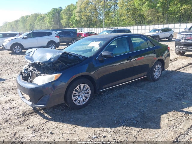 44806950 :رقم المزاد ، 4T1BF1FK6CU052036 vin ، 2012 Toyota Camry Le مزاد بيع