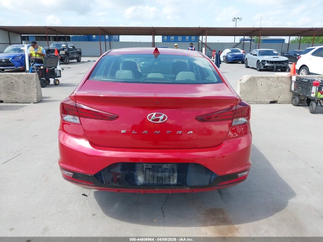 44806964 :رقم المزاد ، 5NPD84LF6KH442157 vin ، 2019 Hyundai Elantra Sel مزاد بيع