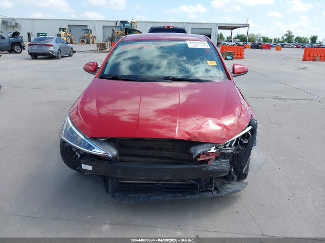 44806964 :رقم المزاد ، 5NPD84LF6KH442157 vin ، 2019 Hyundai Elantra Sel مزاد بيع