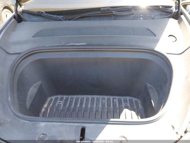 44806985 :رقم المزاد ، 5YJYGDEF3MF268809 vin ، 2021 Tesla Model Y Performance Dual Motor All-wheel Drive مزاد بيع