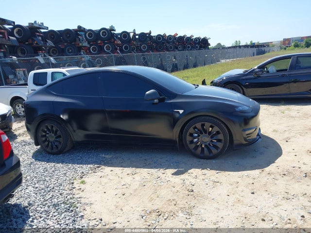 44806985 :رقم المزاد ، 5YJYGDEF3MF268809 vin ، 2021 Tesla Model Y Performance Dual Motor All-wheel Drive مزاد بيع