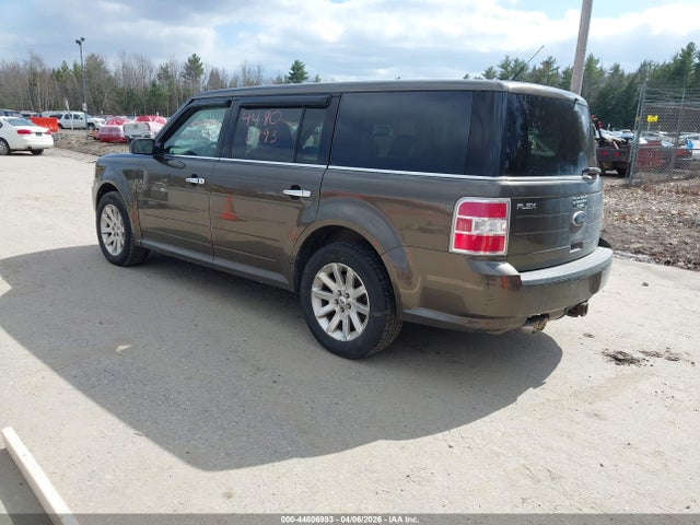 2011 FORD FLEX 2FMHK6CC8BBD24669 Photo 2