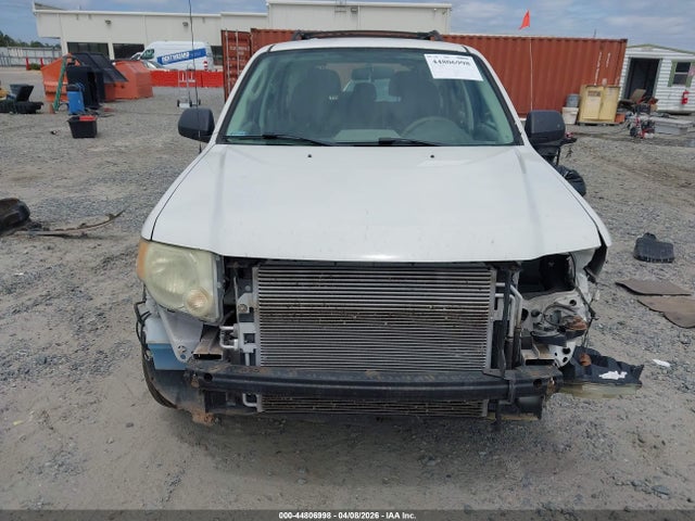 44806998 :رقم المزاد ، 1FMCU0C76CKC60224 vin ، 2012 Ford Escape Xls مزاد بيع