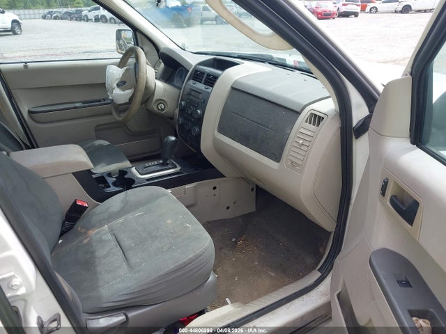 44806998 :رقم المزاد ، 1FMCU0C76CKC60224 vin ، 2012 Ford Escape Xls مزاد بيع