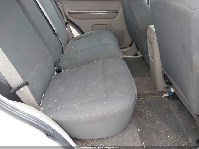 44806998 :رقم المزاد ، 1FMCU0C76CKC60224 vin ، 2012 Ford Escape Xls مزاد بيع