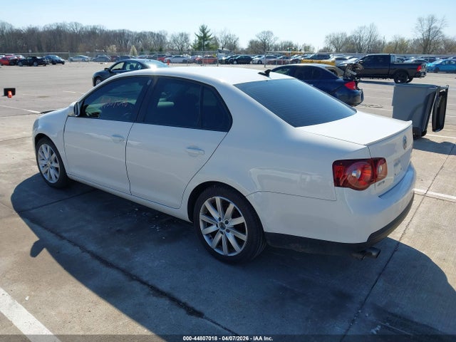 Продаж на аукціоні авто 2010 Volkswagen Jetta Wolfsburg Edition, vin: 3VWRJ7AJ3AM037804, номер лоту: 44807018