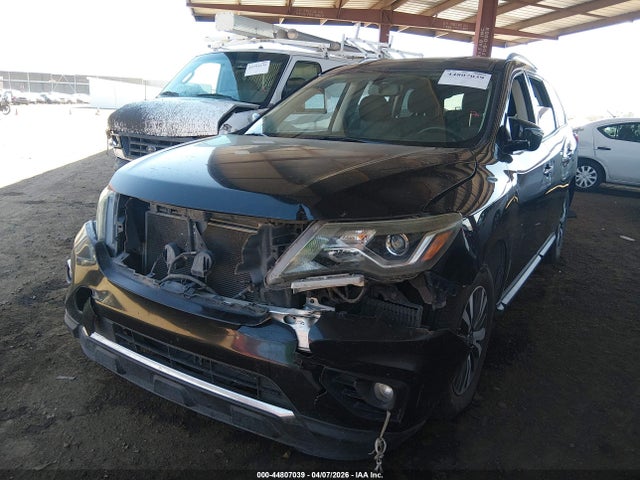 44807039 :رقم المزاد ، 5N1DR2MM6HC661800 vin ، 2017 Nissan Pathfinder Sv مزاد بيع