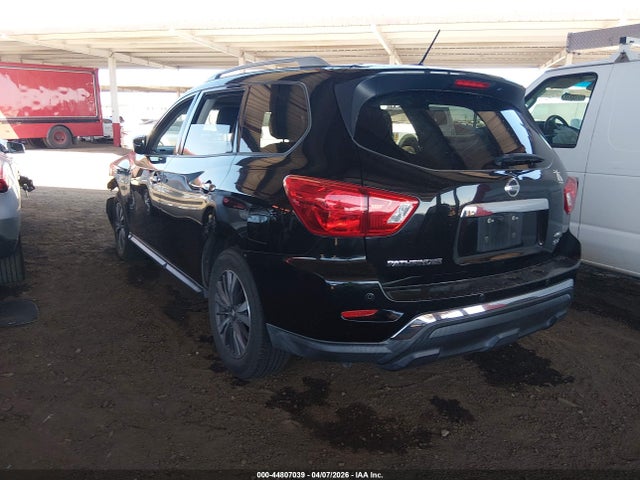44807039 :رقم المزاد ، 5N1DR2MM6HC661800 vin ، 2017 Nissan Pathfinder Sv مزاد بيع
