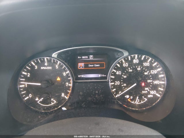 44807039 :رقم المزاد ، 5N1DR2MM6HC661800 vin ، 2017 Nissan Pathfinder Sv مزاد بيع