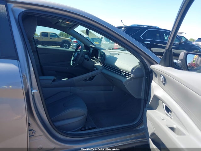 2023 Hyundai Elantra Hybrid Blue მანქანა იყიდება აუქციონზე, vin: KMHLM4AJ4PU070065, აუქციონის ნომერი: 44807043