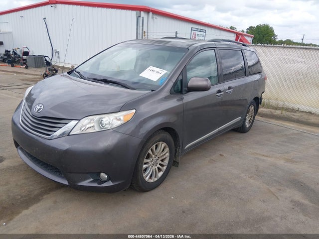 Продажа на аукционе авто 2013 Toyota Sienna Xle V6 8 Passenger, vin: 5TDYK3DC7DS383019, номер лота: 44807064