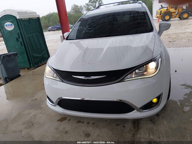 2020 Chrysler Pacifica Touring L მანქანა იყიდება აუქციონზე, vin: 2C4RC1BGXLR276419, აუქციონის ნომერი: 44807077