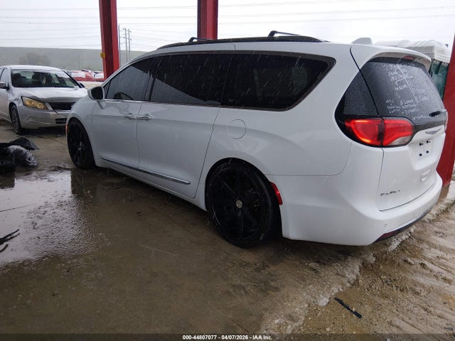 2020 Chrysler Pacifica Touring L მანქანა იყიდება აუქციონზე, vin: 2C4RC1BGXLR276419, აუქციონის ნომერი: 44807077