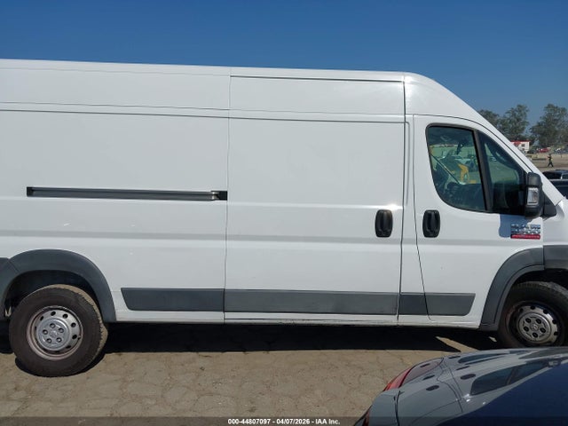 3C6TRVDG0JE100588 RAM Promaster 2500 High Roof 159 Wb