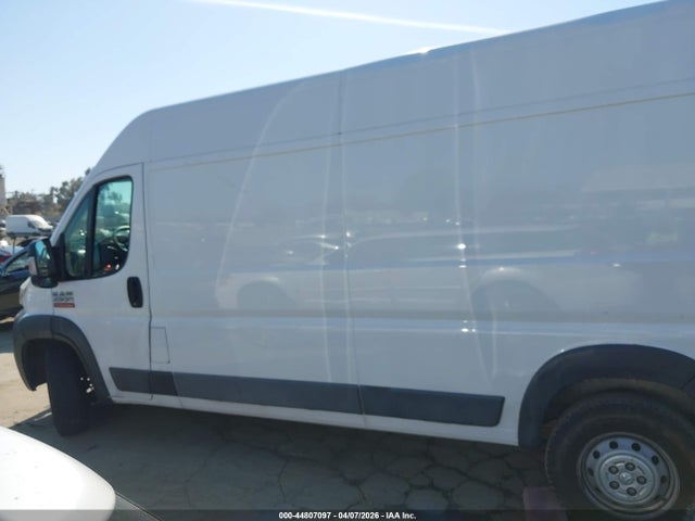 3C6TRVDG0JE100588 RAM Promaster 2500 High Roof 159 Wb