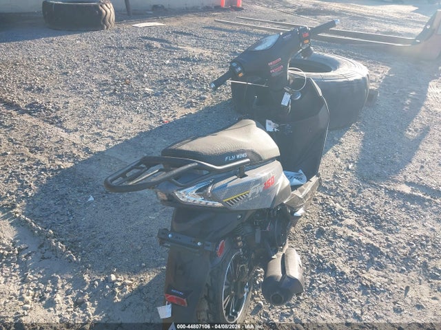 HZ2TBCNF8S1017780 Tztc Scooter
