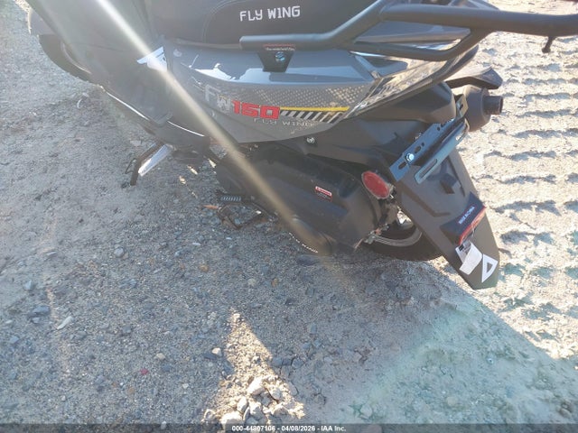 HZ2TBCNF8S1017780 Tztc Scooter