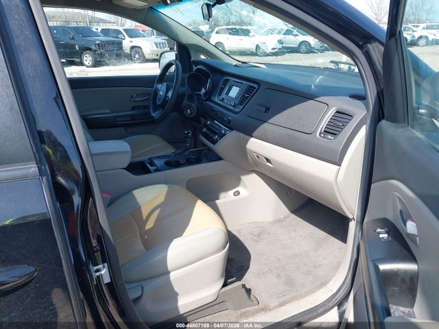 Продаж на аукціоні авто 2017 Kia Sedona Lx, vin: KNDMB5C10H6243815, номер лоту: 44807109