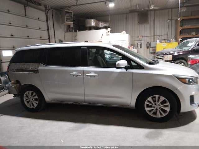 2017 Kia Sedona Lx მანქანა იყიდება აუქციონზე, vin: KNDMB5C12H6240799, აუქციონის ნომერი: 44807116