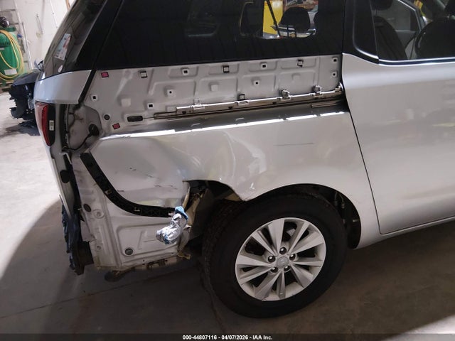 2017 Kia Sedona Lx მანქანა იყიდება აუქციონზე, vin: KNDMB5C12H6240799, აუქციონის ნომერი: 44807116
