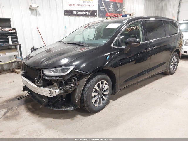 Chrysler Pacifica Hybrid Select 2024 2C4RC1S77RR188467 Image 2