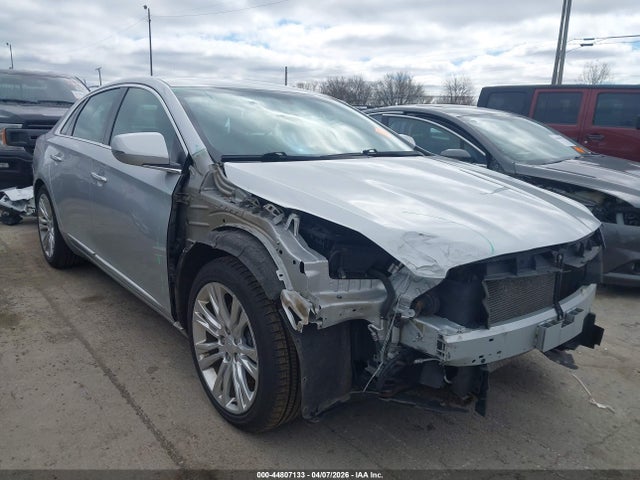 44807133 :رقم المزاد ، 2G61M5S37J9140795 vin ، 2018 Cadillac Xts Luxury مزاد بيع