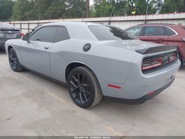 Aukcja sprzedaży 2022 Dodge Challenger Sxt, vin: 2C3CDZAG1NH211846, numer aukcji: 44807136