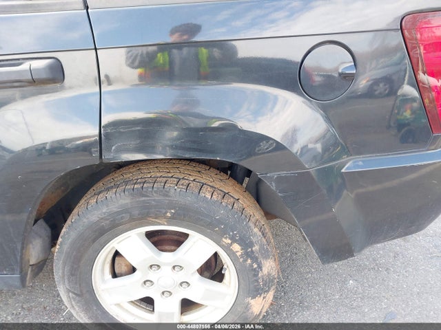 2005 Jeep Grand Cherokee Laredo მანქანა იყიდება აუქციონზე, vin: 1J8GR48K45C541536, აუქციონის ნომერი: 44807156
