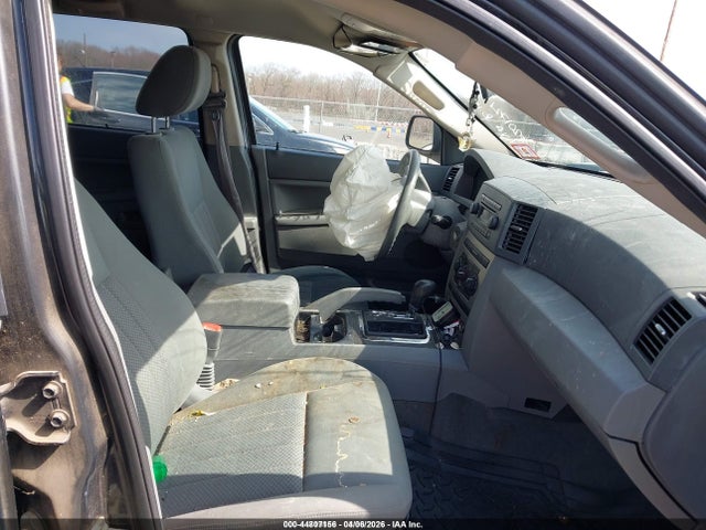 2005 Jeep Grand Cherokee Laredo მანქანა იყიდება აუქციონზე, vin: 1J8GR48K45C541536, აუქციონის ნომერი: 44807156