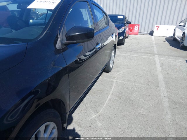3N1CN7AP9FL831501 Nissan Versa 1.6 Sv