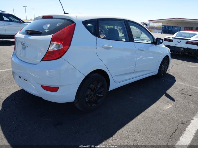 KMHCT5AE5HU319731 Hyundai ACCENT SE