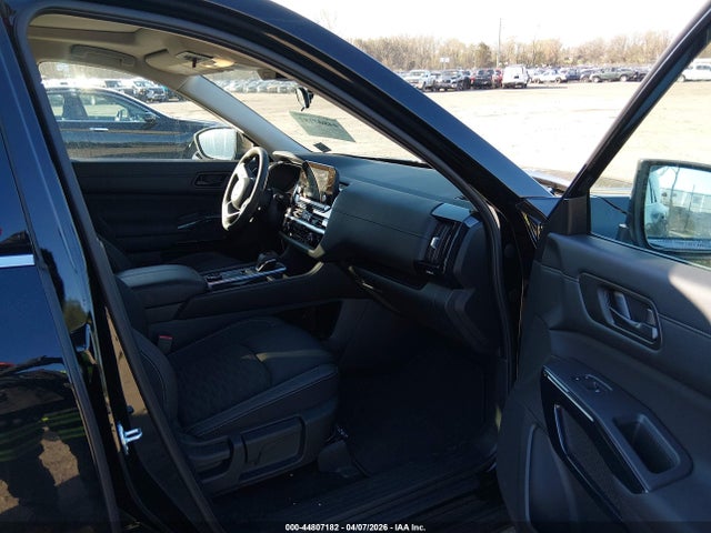 44807182 :رقم المزاد ، 5N1DR3BD3SC297822 vin ، 2025 Nissan Pathfinder Sv 4wd مزاد بيع