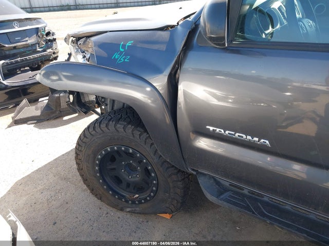 Toyota Tacoma Base V6 2015 3TMLU4EN5FM170177 Image 18