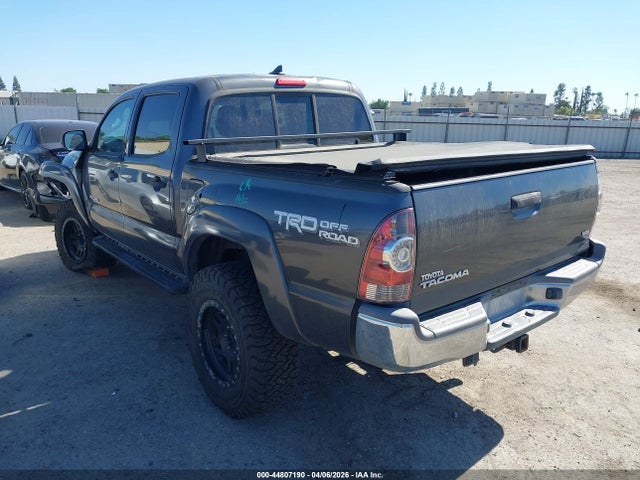 Toyota Tacoma Base V6 2015 3TMLU4EN5FM170177 Image 3
